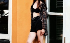 胸大的姑娘好看视频